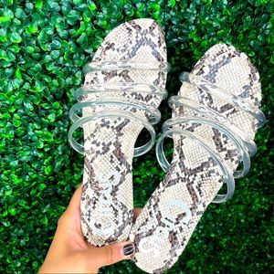 Circus by Sam Edelman Bowe Sandal 🐍